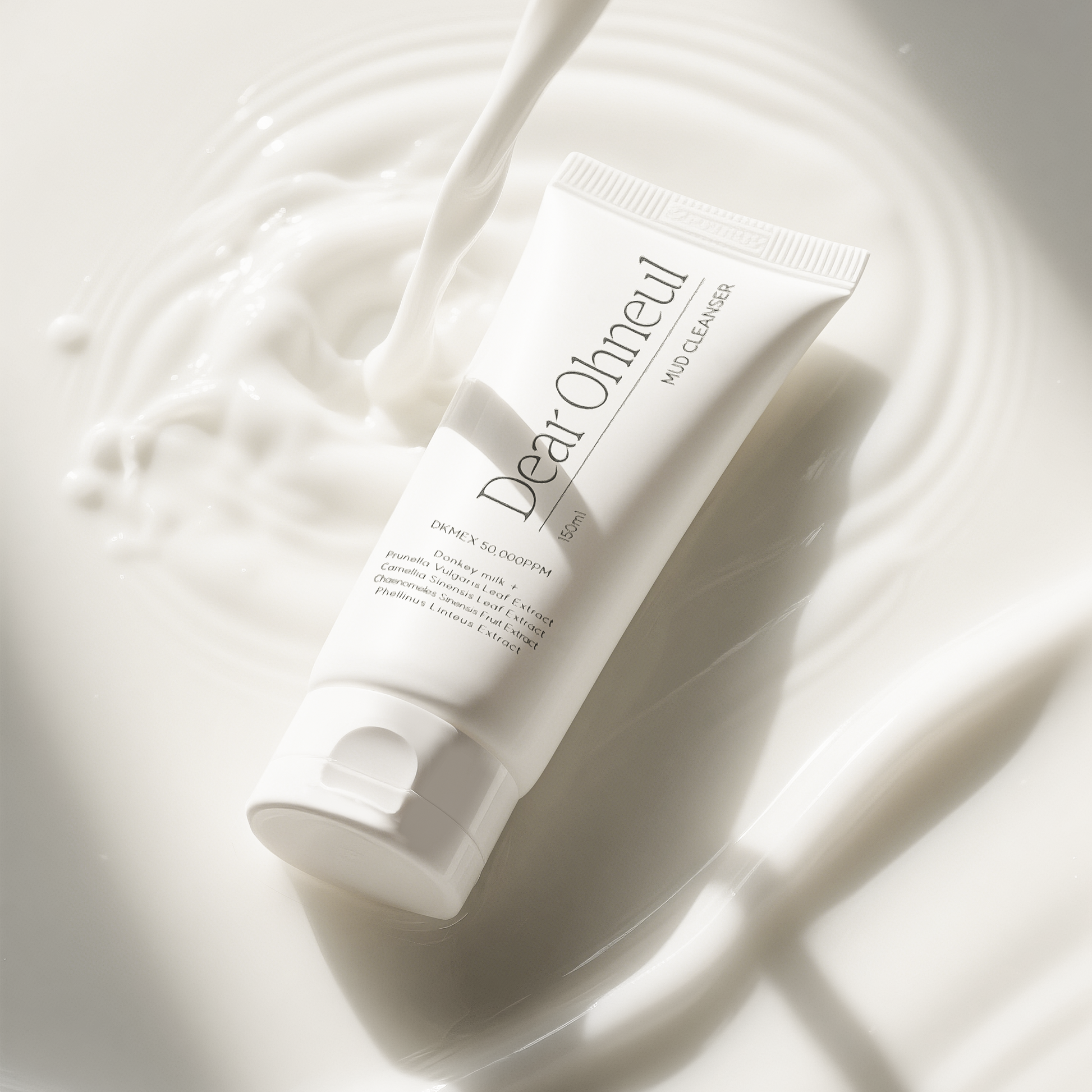 Dear Ohneul Mud Cleanser – textură cremoasă gel, transformare în spumă bogată